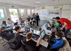 Camp für Kinder: Mit Minecraft spielerisch programmieren lernen ...