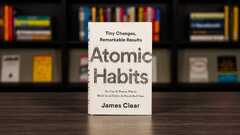 Atomic Habits: An Easy & Proven Way to Build Good Habits & Break Bad Ones (James Clear Atomic Habits Book)