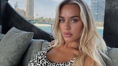 Lottie Tomlinson displays her toned figure in a white bikini ...