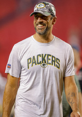 Aaron Rodgers reacts to Sauce Gardner's Jets Super Bowl dream