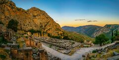 Delphic Oracle (Temple of Apollo)