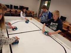 Forscher-AG im Jahrgang 6: Spiele und Roboter selbst programmieren ...