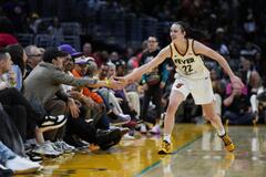 Caitlin Clark and Indiana Fever win 1st game of season, beat LA ...