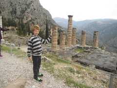 The hunt for the Oracle of Delphi | Exploramum