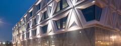 Facades and outdoor areas - outdoor lighting | TRILUX