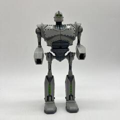 The Iron Giant Transforming Iron Giant (Iron Giant Select Action Figure)