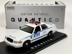 2003 Ford Crown Victoria Police Interceptor NYPD White Quantico TV Series 1/43 Diecast Model Car by Greenlight