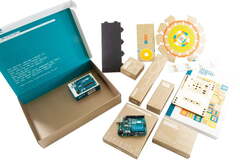 Arduino Starter Kit K000007 (Arduino The Official Starter Kit Deluxe Bundle with Make Getting Started The Open Source Electronics Prototyping Platform 3rd Edition Book)